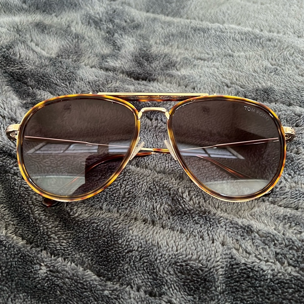 Tom Ford Aviator Sunglasses - Great Condition